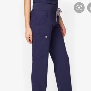 Figs Kade Scrub Pants. Navy. Large.